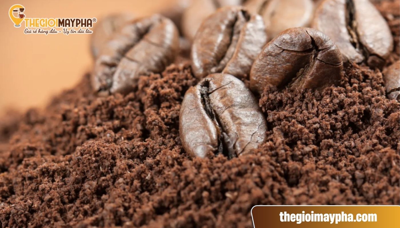 Máy xay cà phê bị kẹt do hạt cafe ẩm