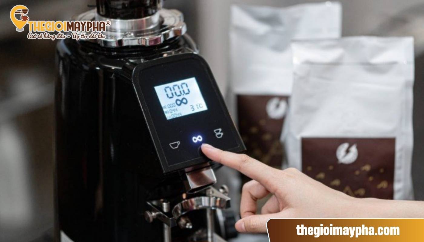 11 Lỗi thường gặp của máy xay cafe và cách khắc phục hiệu quả 4 Cách sửa lỗi máy xay cà phê khi bật công tắc nhưng không ra bột