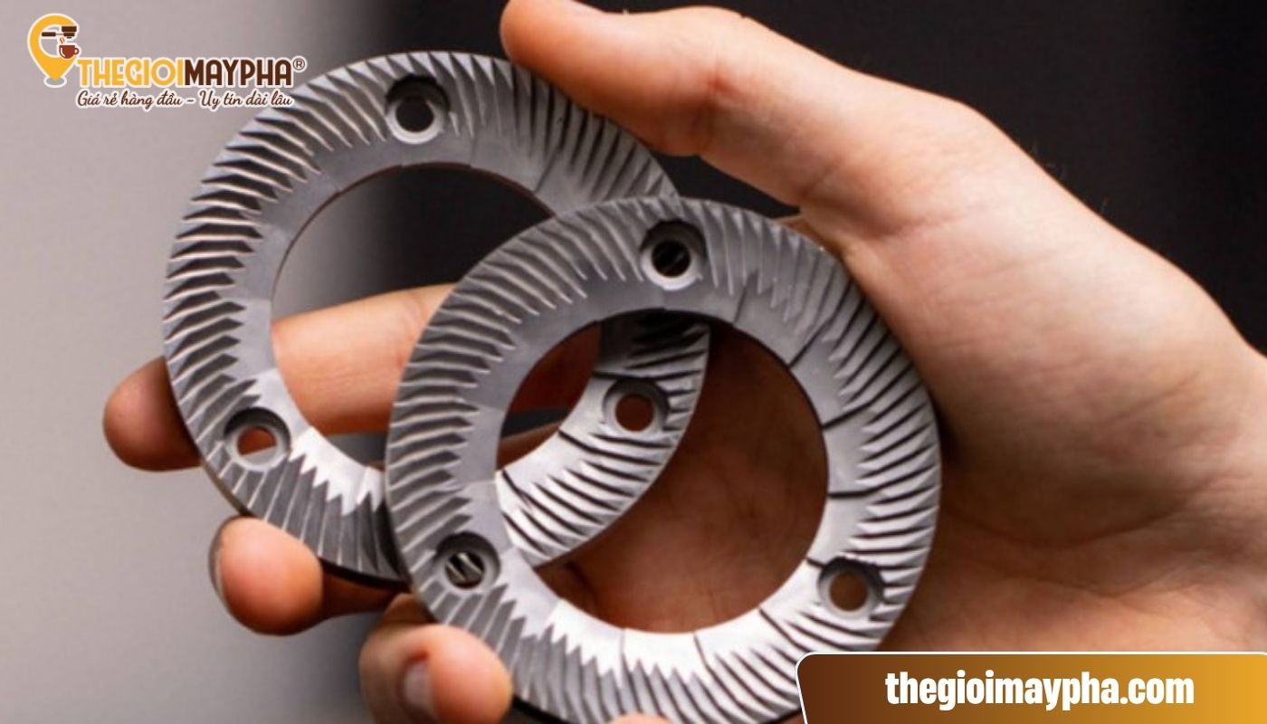 Do lưỡi dao xuống cấp